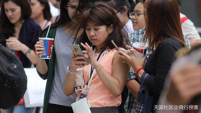 华为手机刷指纹识别
:泰国也真是买个手机卡不但刷指纹还要“刷脸”
